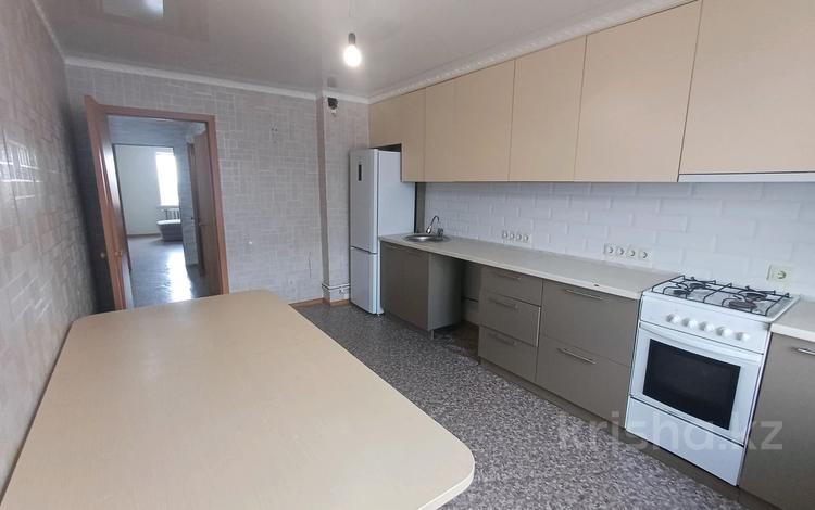 2-комнатная квартира · 60 м² · 4/5 этаж, Жукова 36 за 130 000 ₸ в Петропавловске — фото 2