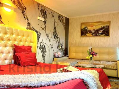 1-комнатная квартира · 36 м² · 5/5 этаж, Айбергенова 1Б — Площадь "Аль-Фарабий" и "Арбат" за 15 000 ₸ в Шымкенте, Аль-Фарабийский р-н