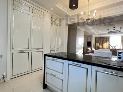 4-комнатная квартира · 180 м², Кошкарбанва 2 за 800 000 ₸ в Астане, Алматы р-н