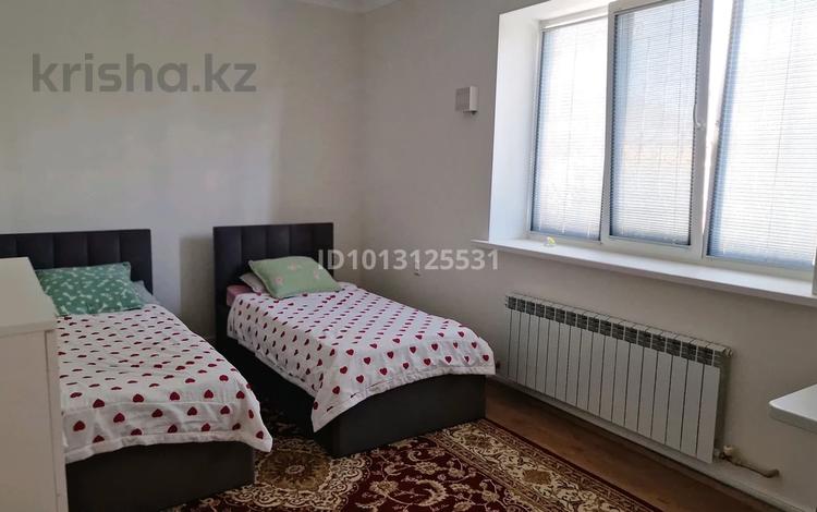 Отдельный дом · 4 комнаты · 170 м² · 9 сот., мкр Самал, Әбіш Кекілбайұлы за 50 млн ₸ в Атырау — фото 12