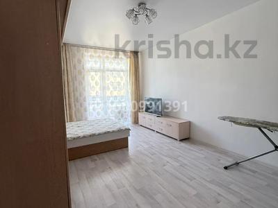 1-комнатная квартира · 49 м² · 2/5 этаж, мкр Михайловка , Анжерская 37/2 — Коперативного университета за 15 000 〒 в Караганде, Казыбек би р-н