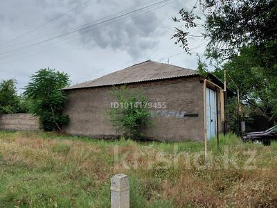 Отдельный дом · 4 комнаты · 180 м² · 10 сот., Косдиирмен 62а — Гагарина за 55 млн ₸ в Шымкенте, Туран р-н