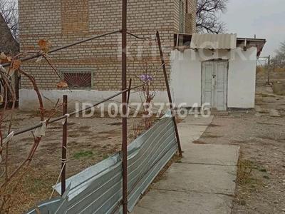 Часть дома · 4 комнаты · 120 м² · 8 сот., Жағажай 40 — Шолдала за 8 млн 〒 в Таразе