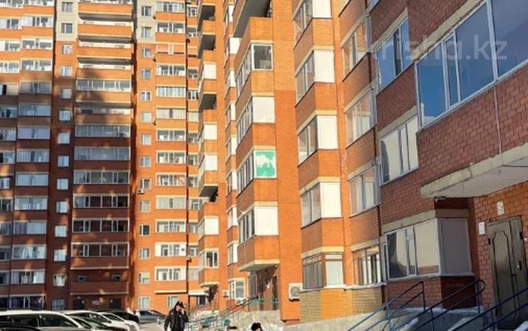 3-комнатная квартира · 89.9 м² · 15/16 этаж, Шахтеров 52 за ~ 39.8 млн ₸ в Караганде, Казыбек би р-н — фото 10