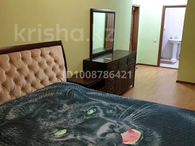 3-комнатная квартира · 131.3 м² · 12/14 этаж, 17-й мкр, 17 мкрн 7 за 300 000 〒 в Актау