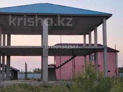 Отдельный дом · 5 комнат · 220 м² · 10 сот., мкр Коктем, С/о Геологтехкомплект 71 за 28 млн 〒 в Атырау