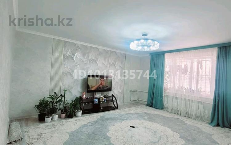 3-бөлмелі пәтер · 83 м² · 1/4 қабат, Өркен 74, бағасы: 22.5 млн ₸ в Жанаозен — фото 2