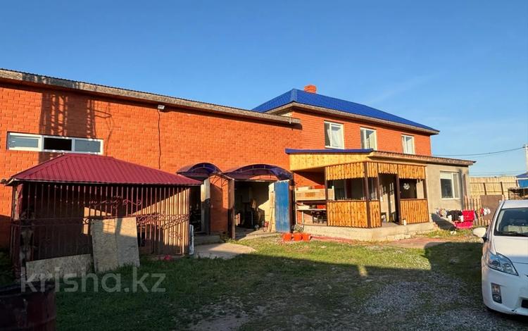 Отдельный дом · 3 комнаты · 139 м² · 12 сот., Тепличное за 56.1 млн ₸ в Петропавловске — фото 16