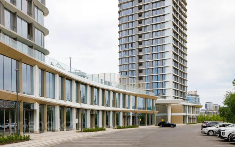 8-комнатная квартира · 250 м², Пр. Туран, около ТРЦ Хан Шатыр за 280 млн ₸ в Астане — фото 2
