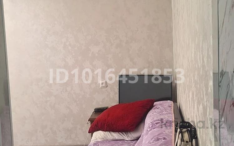 1-комнатная квартира · 33 м² · 4/5 этаж, мкр Юго-Восток, Мкр Юго-Восток, 27й микрорайон 15 — Остановка океян зади стоматология Эрдос за 150 000 ₸ в Караганде, Казыбек би р-н — фото 2
