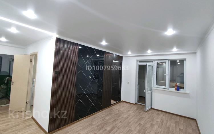 2-комнатная квартира · 40 м² · 4/4 этаж, Тонкуруш 10 — Возле Телецентр за 130 000 〒 в Таразе — фото 2