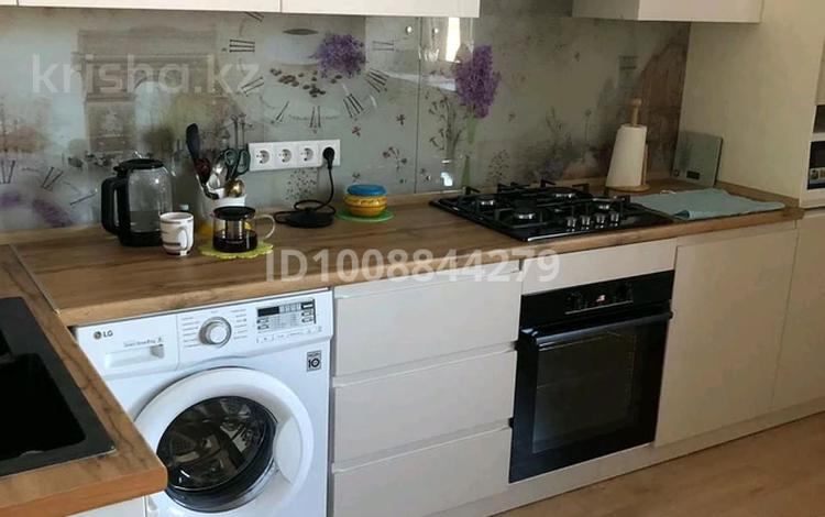 2-комнатная квартира · 69 м² · 8/10 этаж, мкр. Алтын орда, Алия Молдагулова 66к2 за 38 млн ₸ в Актобе — фото 2