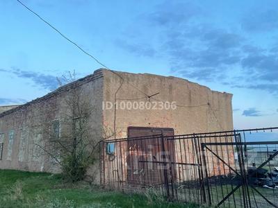 Продажа промбаз и заводов в Акмолинской обл.: Промбаза · 100 соток, Степная 2 за 11 млн 〒 Промбаза · 100 соток, Степная 2 за 11 млн 〒 в