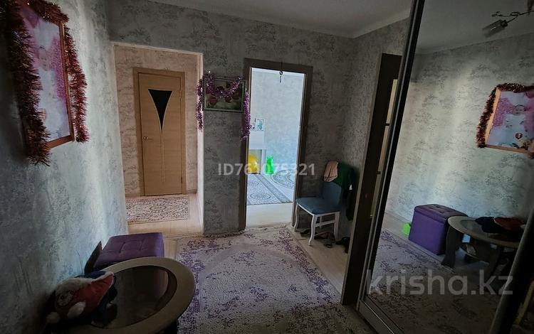 2-комнатная квартира · 56 м² · 4/5 этаж, мкр Жилгородок 5 за 16 млн 〒 в Актобе — фото 2