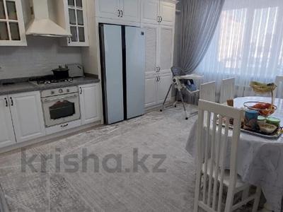 4-комнатная квартира, 157 м², 1/5 этаж, мкр. Алтын орда за 87 млн 〒 в Актобе, мкр. Алтын орда