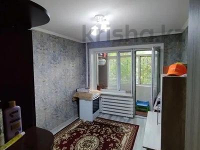 3-комнатная квартира · 62 м² · 2/5 этаж, Уалиханова — Школа Гимназия №7 за 25 млн ₸ в Астане, Сарыарка р-н