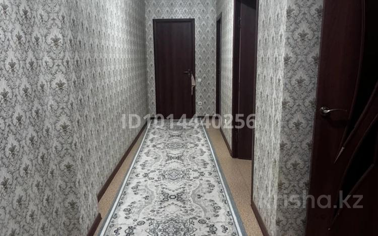 2-комнатная квартира · 61 м² · 6/9 этаж, мкр Туран 27 за 140 000 ₸ в Шымкенте, Каратауский р-н — фото 2