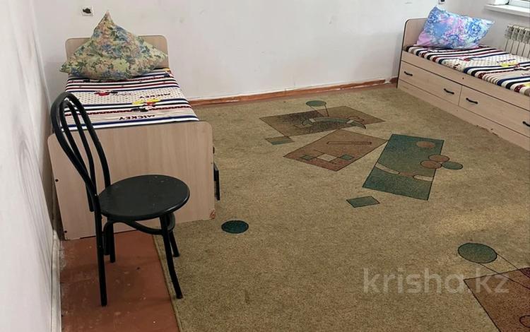 3-комнатная квартира · 58 м² · 2/2 этаж, Калдаякова 28 — Крытый рынок за 150 000 ₸ в Шымкенте, Аль-Фарабийский р-н — фото 2
