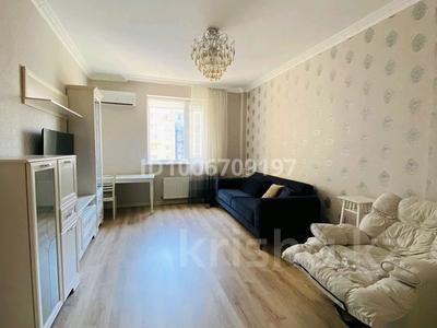 2-комнатная квартира · 76 м² · 7/13 этаж, Туркестан 10 — Абу Даби плаза, Ботанический Сад, центр Левого Берега за 300 000 〒 в Астане, Есильский р-н