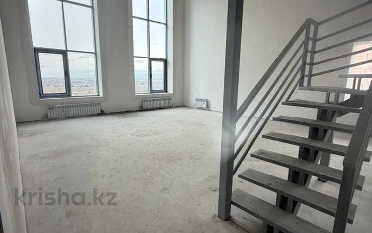 5-бөлмелі пәтер · 300 м² · 4/5 қабат, ​Улица Набережная, бағасы: 92 млн ₸ в Петропавловске — фото 2
