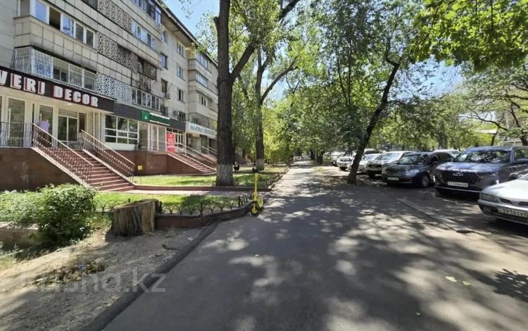 Свободное назначение, офисы, магазины и бутики, салоны красоты, медцентры и аптеки, образование, развлечения, конференц-залы, кабинеты и рабочие места, студии · 245 м² за ~ 2 млн ₸ в Алматы, Алмалинский р-н — фото 2