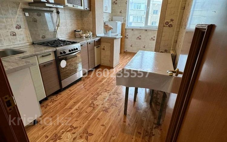 3-комнатная квартира · 70 м² · 4/5 этаж, 8-й мкр 11 за 24 млн 〒 в Актау — фото 2