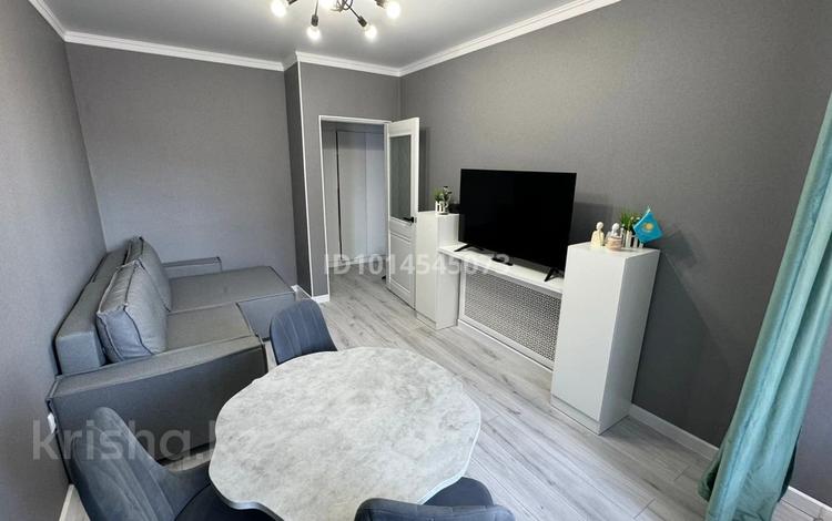 2-комнатная квартира · 40 м², Айтеке би 3 за 280 000 ₸ в Астане — фото 2