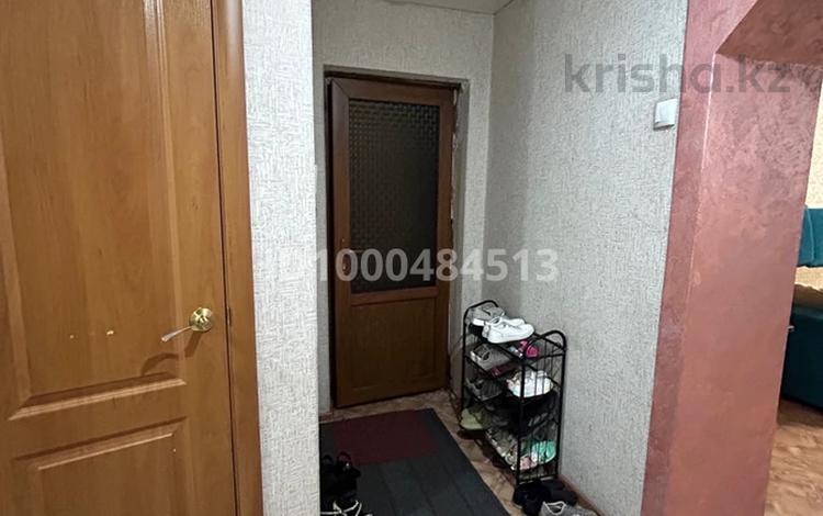 3-бөлмелі пәтер · 63 м² · 3/5 қабат, 35 квартал 23, бағасы: 22.5 млн ₸ в Семее — фото 2