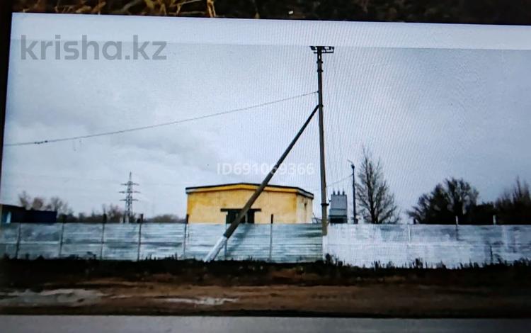 Промбаза 50 соток, Циолковского 172 — Большая обездная циолковского за 85 млн 〒 в Павлодаре — фото 2