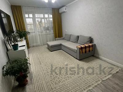 2-комнатная квартира · 50 м² · 4/5 этаж, мкр Кунаева за 18.5 млн 〒 в Уральске