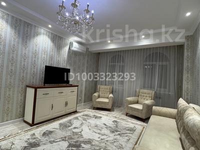 2-комнатная квартира · 84 м² · 5/5 этаж, мкр Нурсая, Акжарма 10 за 300 000 ₸ в Атырау