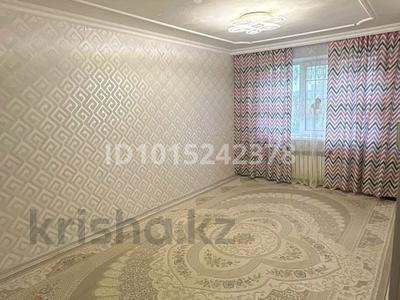 2-комнатная квартира · 54 м² · 5/5 этаж, мкр 8 70 — Гришина70, 101стрелковый за 14.2 млн ₸ в Актобе