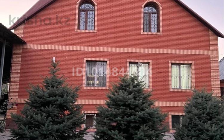 Жеке үй · 15 бөлме · 400 м² · 10 жүзд., Ынтымақ ш/а., Мусаева 6 а, бағасы: 2 млн ₸ в Алатау, мкр Ынтымак — фото 6
