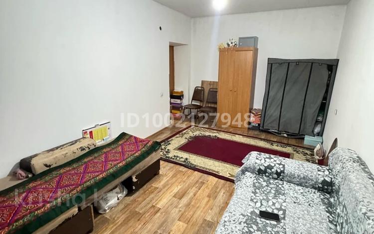 1-бөлмелі пәтер · 39.3 м² · 5/5 қабат, Рахымбаев 25 — Мкр.Куат, бағасы: 23 млн ₸ в  — фото 2