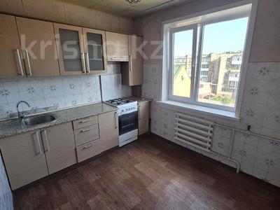 2-комнатная квартира · 52 м² · 5/5 этаж, Е.Букетова — Колхозный рынок Горпарк 1 школа за 18.5 млн 〒 в Петропавловске