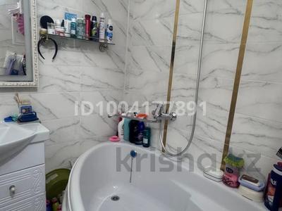 2-бөлмелі пәтер · 52 м² · 2/3 қабат, мкр 41-й разъезд, Мкр 41-й разъезд 230 — Актогай, бағасы: 11.1 млн ₸ в Актобе
