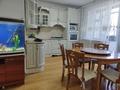 4-комнатная квартира · 100 м² · 2/5 этаж, Наурызбай батыра 86 за 550 000 ₸ в Алматы, Алмалинский р-н — фото 6