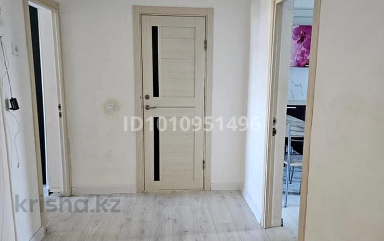 2-комнатная квартира · 76 м² · 5/5 этаж, 19-й мкр 14/1 — Рядом — ЖК Royal House, Beeline Центр, банки, магазины • В шаговой доступности — ТЦ «Байтерек», ТЦ «Олжа», гипермаркет «Дина», Сары базар. за 150 000 〒 в Актау — фото 2