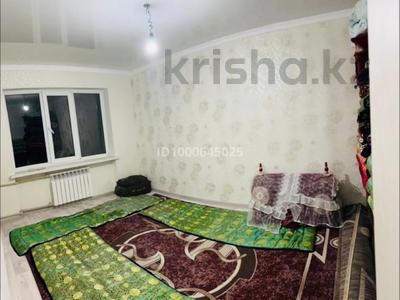 Продажа квартир в Шымкенте: 1-комнатная квартира · 32 м² · 3/4 этаж, Алдиярова 12а за 12 млн 〒 1-комнатная квартира · 32 м² · 3/4 этаж, Алдиярова 12а за 12 млн 〒 в Шымкенте, Аль-Фарабийский р-н