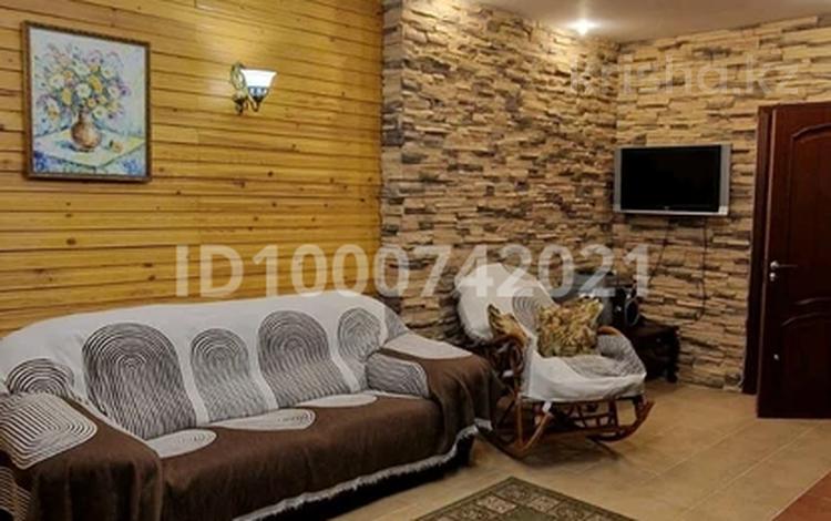 Дом · 5 комнат · 145 м², Кенесары 30б за 100 000 〒 в Бурабае — фото 2