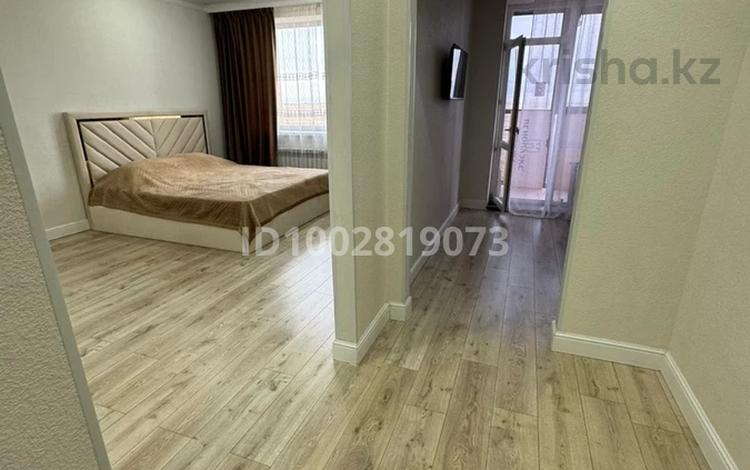 1-бөлмелі пәтер · 41.8 м² · 5/5 қабат, Майкудук, Мкр Голубые пруды 12/1, бағасы: 19 млн ₸ в Караганде, Алихана Бокейханова р-н — фото 2