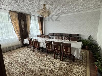 3-комнатная квартира · 61.6 м² · 2/2 этаж, Массив Солнечный 11 — Рядом со школы №34 за 13 млн 〒 в Таразе