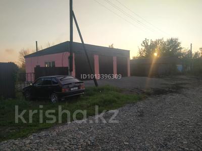 Сто Действующий Малярка · 130 м², бағасы: 10 млн ₸ в Усть-Каменогорске, Ахмирово