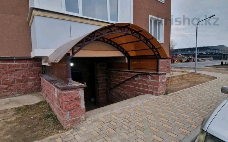 Еркін, кеңселер, дүкендер мен бутиктер, қоймалар · 40 м², бағасы: 11 млн ₸ в Конаеве — фото 2