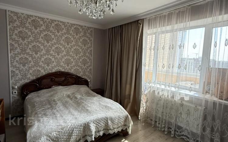 2-бөлмелі пәтер · 77.7 м² · 11/16 қабат, мкр Юго-Восток, Момышулы 24, бағасы: 29 млн ₸ в Караганде, Казыбек би р-н — фото 2