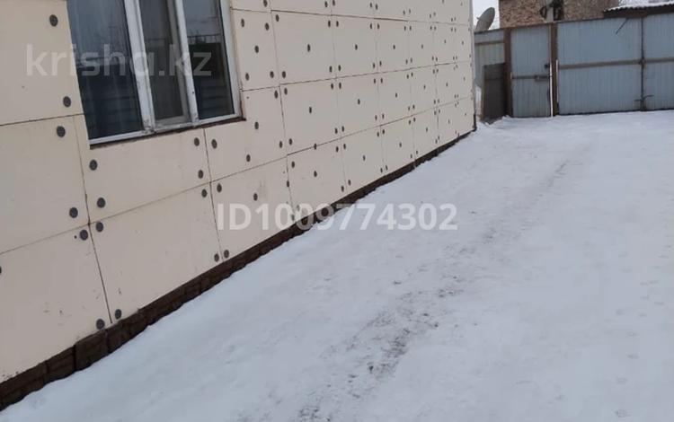 Үйдің бір бөлігі · 4 бөлме · 103 м² · 6 сот., мкр Фёдоровка — Орлова, бағасы: 20 млн ₸ в Караганде, Казыбек би р-н — фото 2
