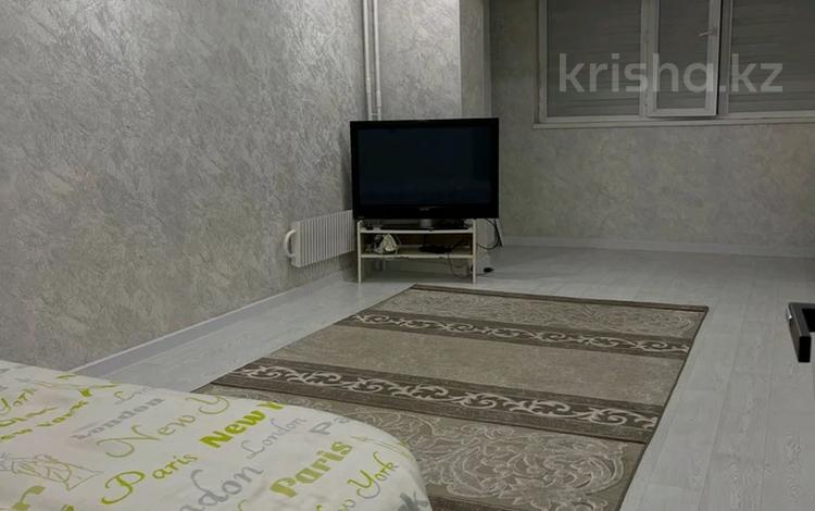 2-бөлмелі пәтер · 54 м² · 4/9 қабат, 27-й мкр 11 — Рынок автозапчасти, бағасы: 1 500 〒 в Актау — фото 2