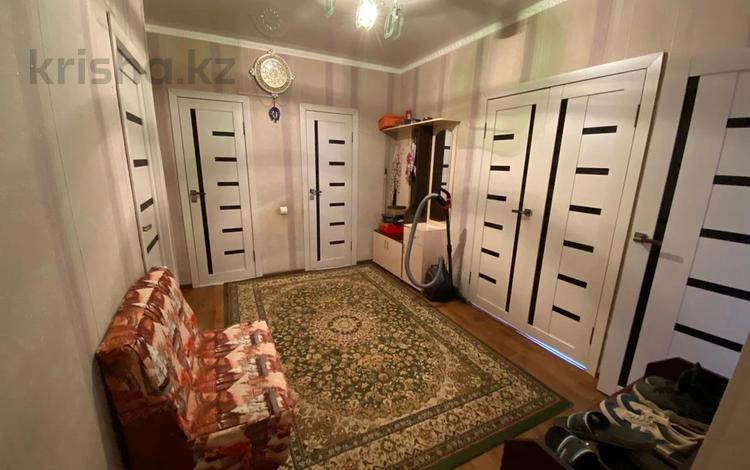 3-комнатная квартира · 67.8 м² · 2/3 этаж, ул. Ержигита Бозгулова 11 за 18 млн ₸ в Тасбогете — фото 2