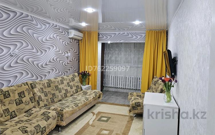 1-комнатная квартира · 46 м² · 2/4 этаж, 1-й мкр 28 за 130 000 ₸ в Актау — фото 2