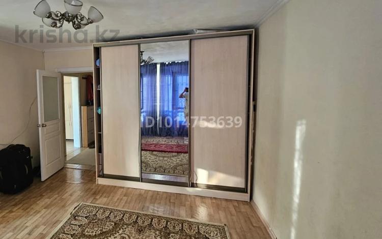 1-комнатная квартира · 45 м² · 7/9 этаж, мкр Аккент 43 за 230 000 ₸ в Алматы, Алатауский р-н — фото 4